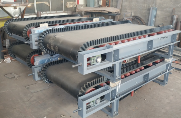 皮帶定量給料機(jī)的選型要點(diǎn) 皮帶定量給料機(jī)的選型要點(diǎn)