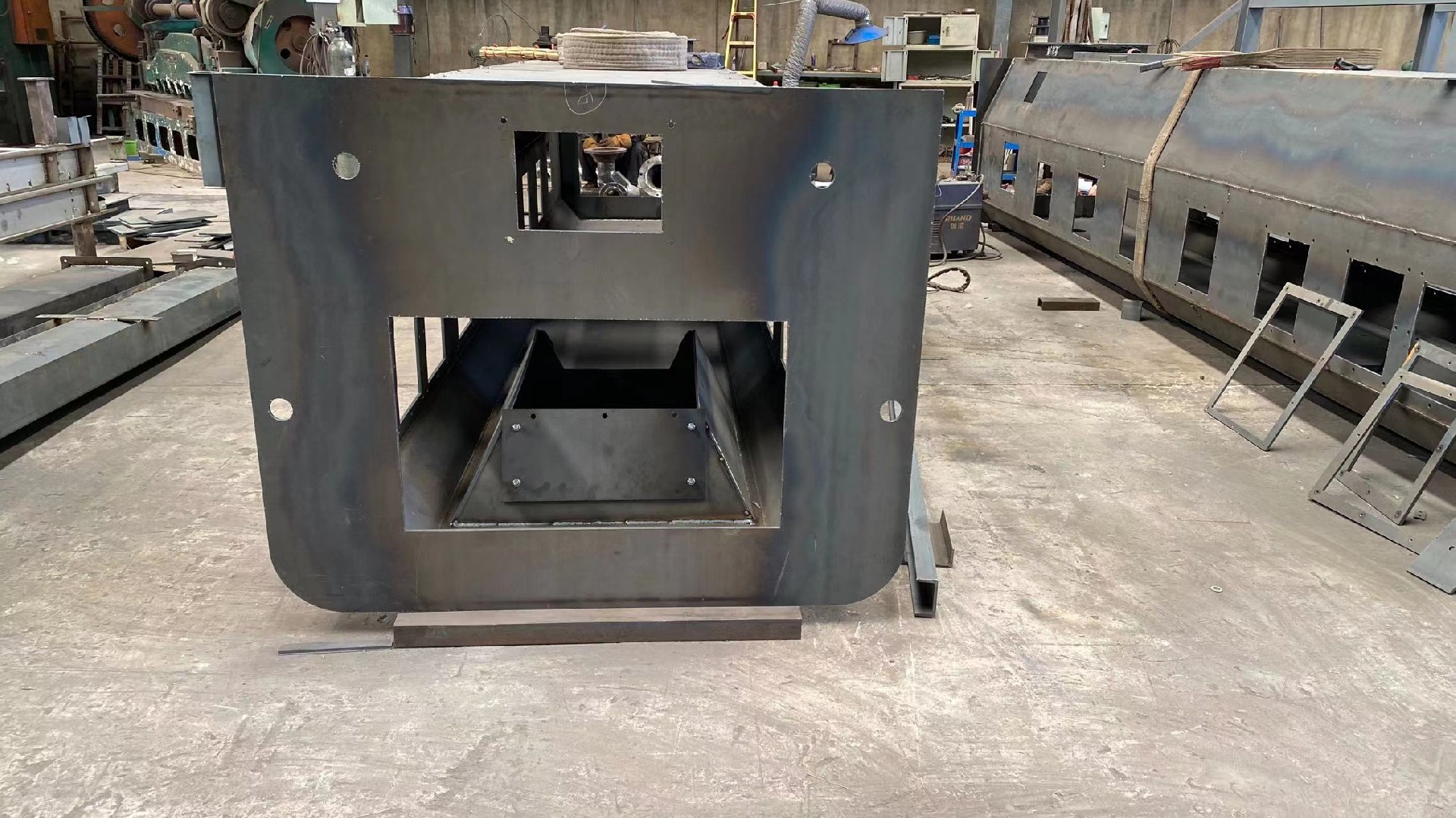 緊俏！全封閉定量給料機(jī)/給煤機(jī)生產(chǎn)中